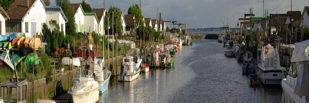 Image Installateur borne de recharge Arès