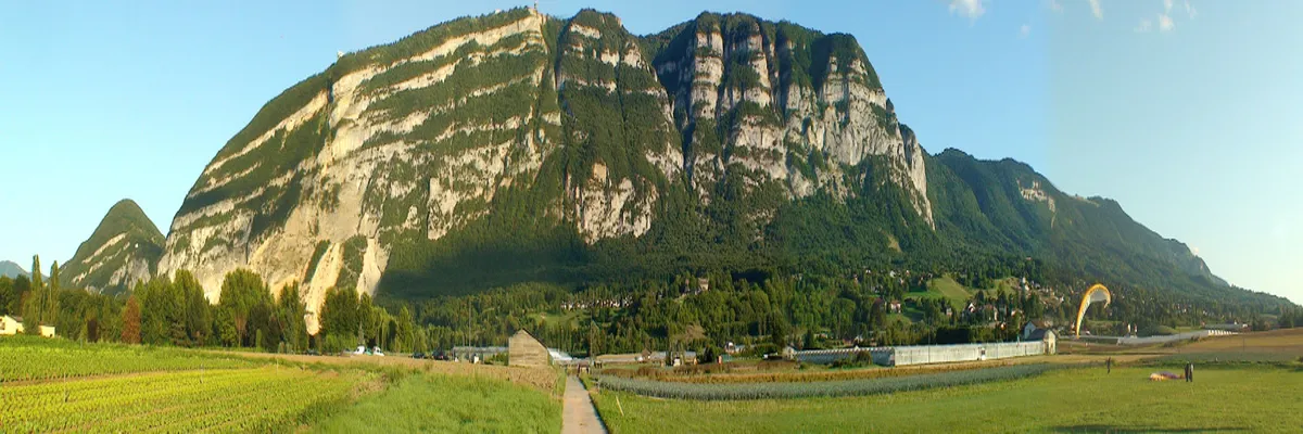 Image Installateur borne de recharge Auvergne-Rhône-Alpes