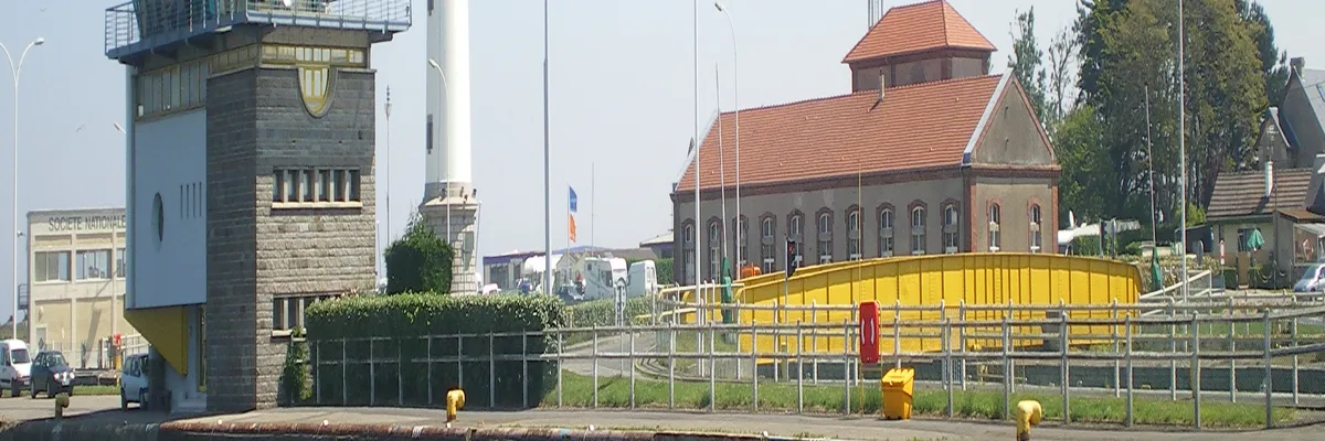 Image Installateur borne de recharge Ouistreham