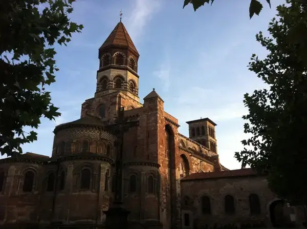 Borne de Recharge EV Installateur borne de recharge Brioude