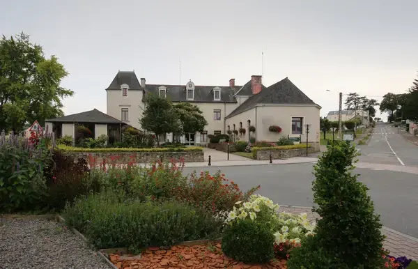 Borne de Recharge EV Installateur borne de recharge Guichen