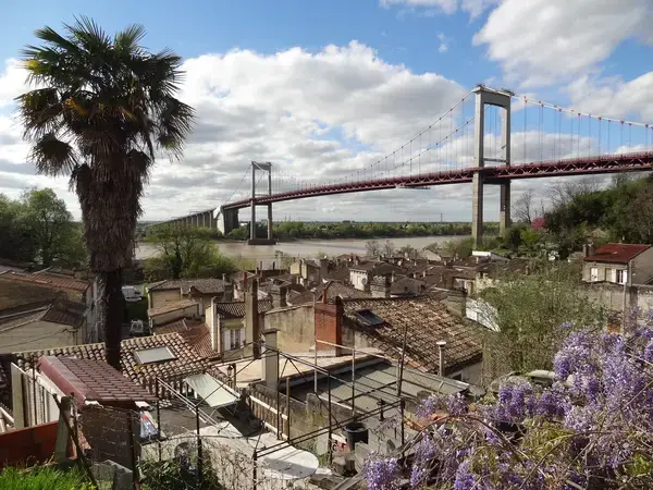 Borne de Recharge EV Installateur borne de recharge Lormont