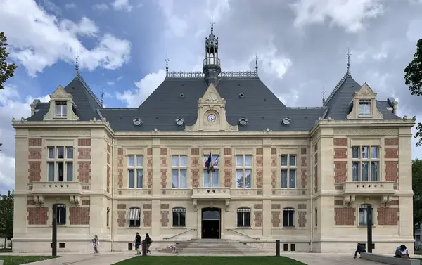 Borne de Recharge EV Installateur borne de recharge Montrouge