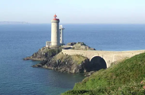 Borne de Recharge EV Installateur borne de recharge Plouzané