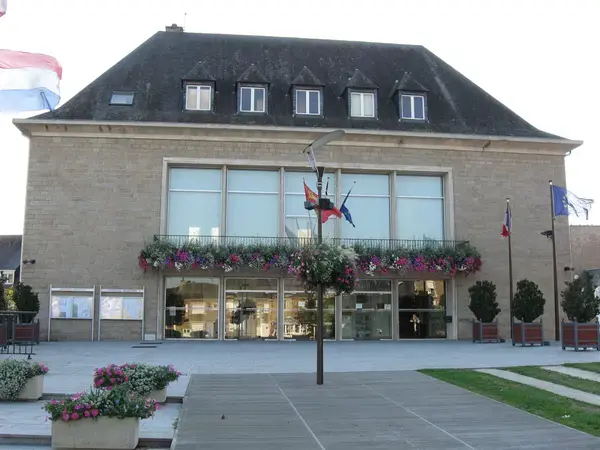 Borne de Recharge EV Installateur borne de recharge Saint-Hilaire-du-Harcouët