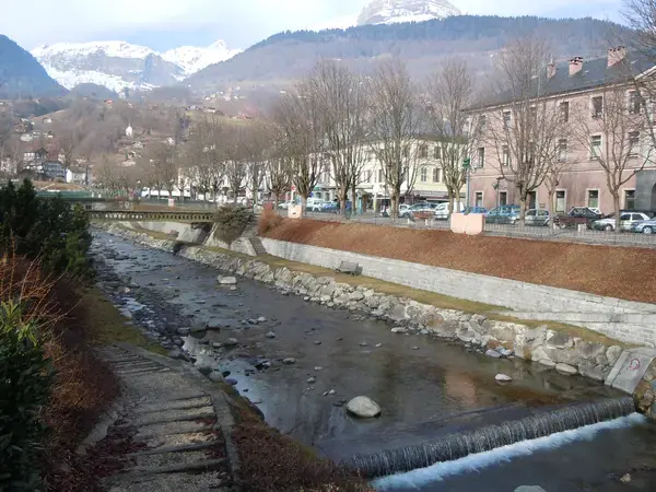 Borne de Recharge EV Installateur borne de recharge Sallanches