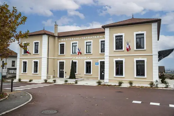 Borne de Recharge EV Installateur borne de recharge Satolas-et-Bonce